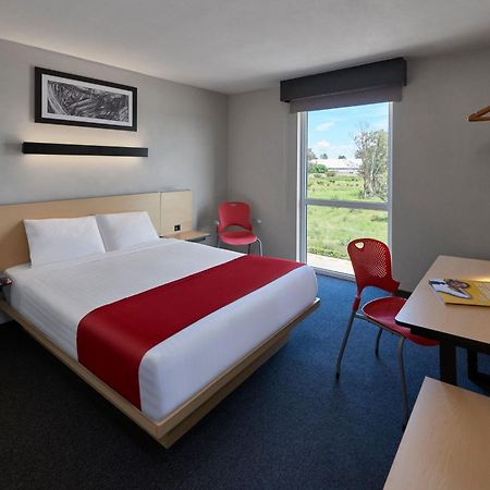 City Express By Marriott Irapuato Norte Экстерьер фото