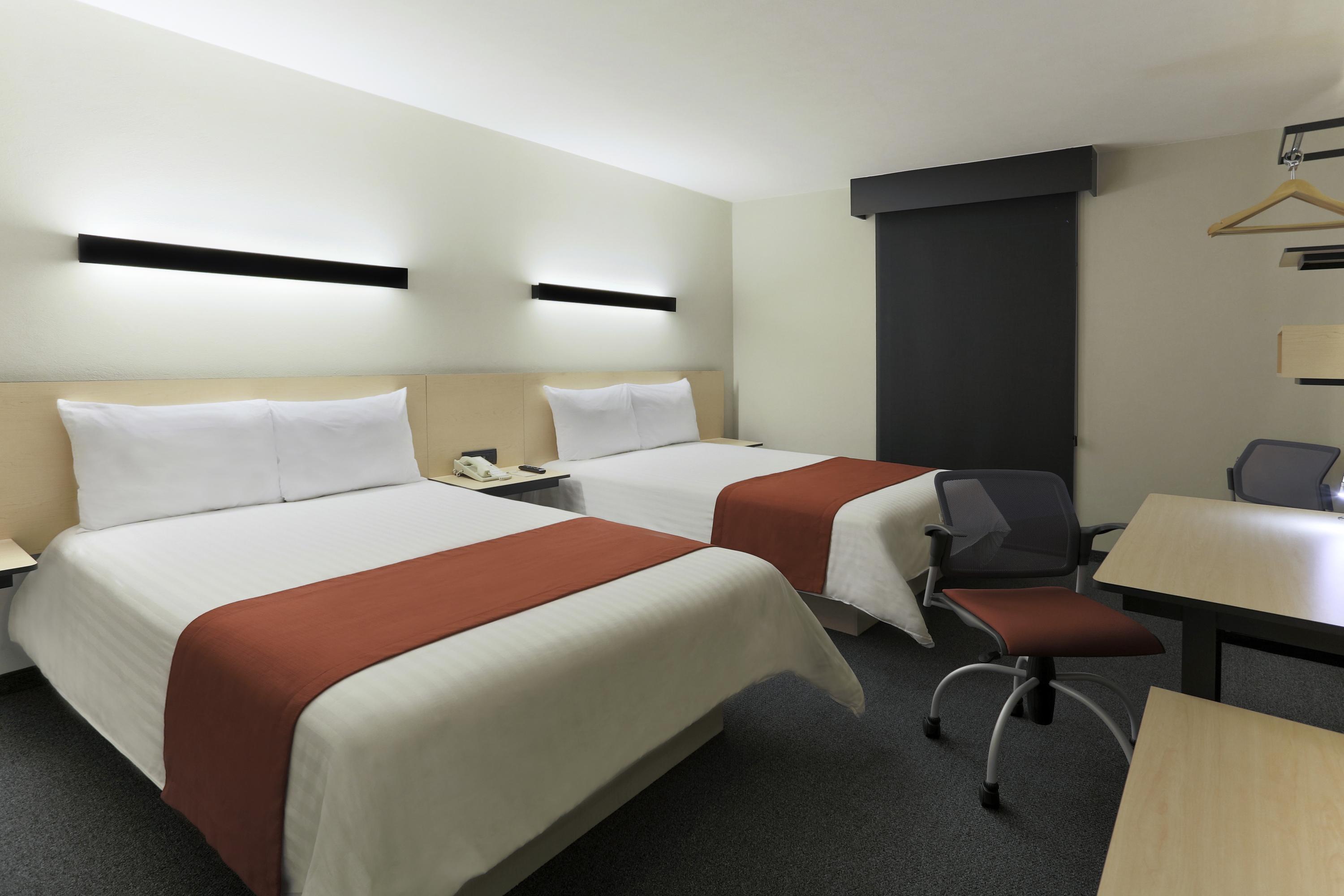 City Express By Marriott Irapuato Norte Экстерьер фото