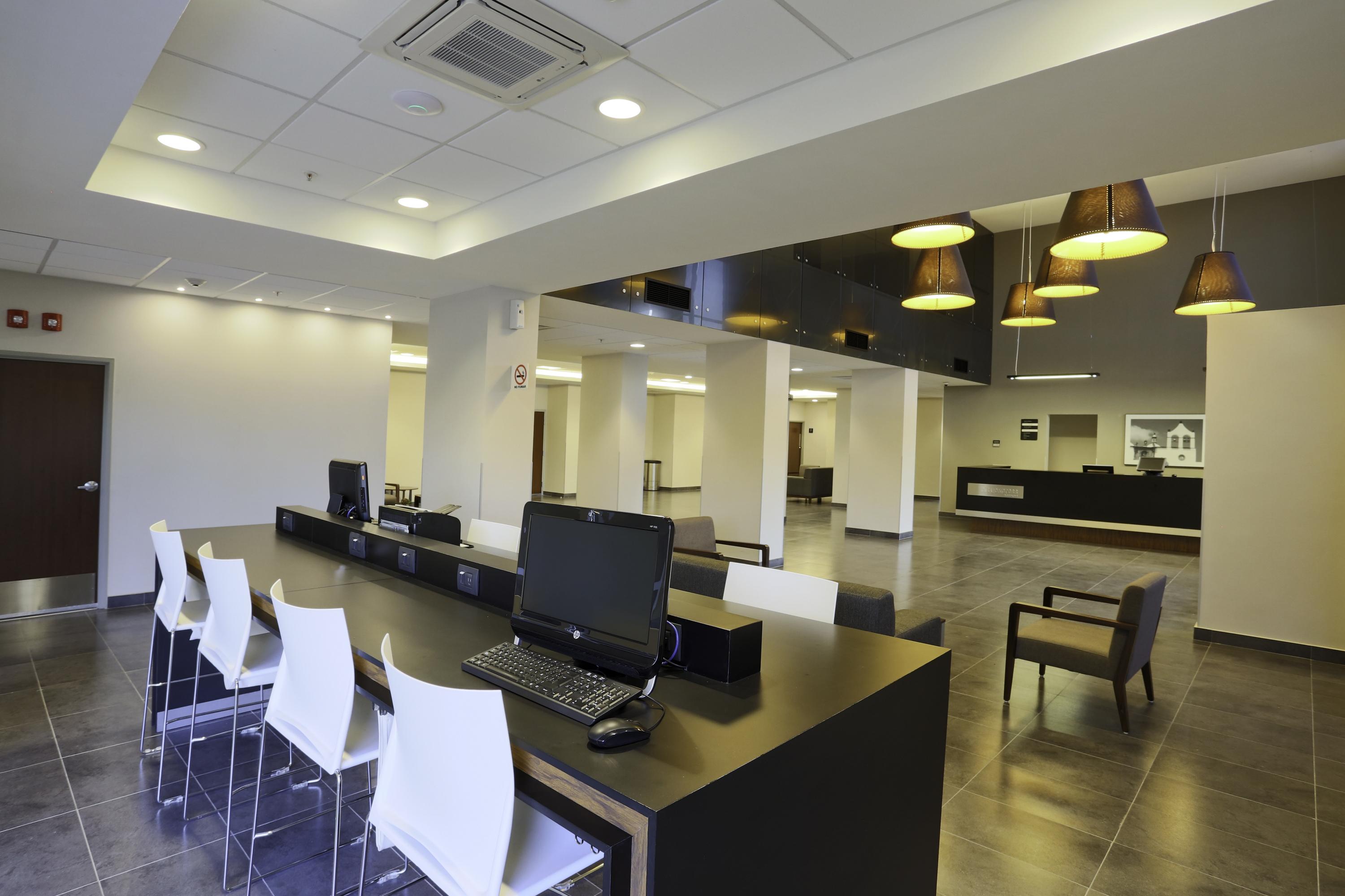 City Express By Marriott Irapuato Norte Экстерьер фото