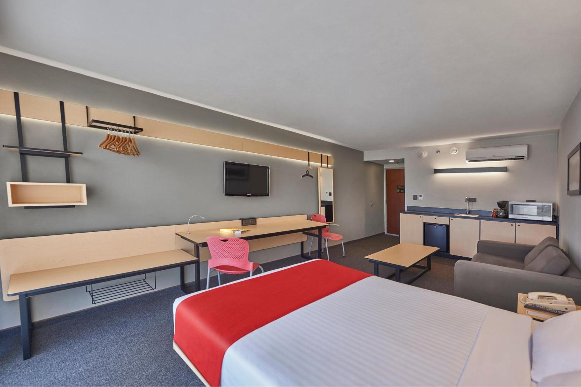 City Express By Marriott Irapuato Norte Экстерьер фото