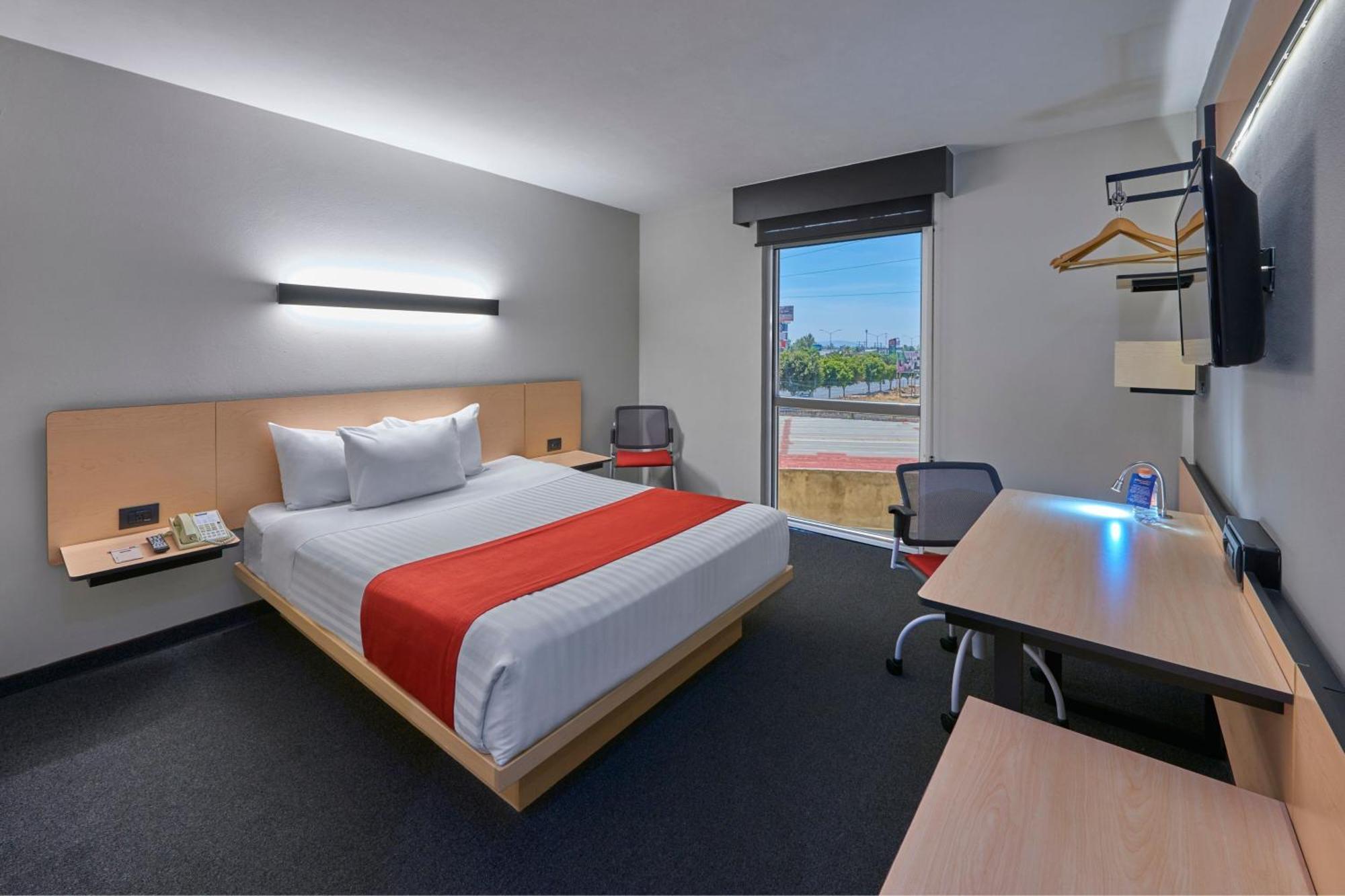 City Express By Marriott Irapuato Norte Экстерьер фото