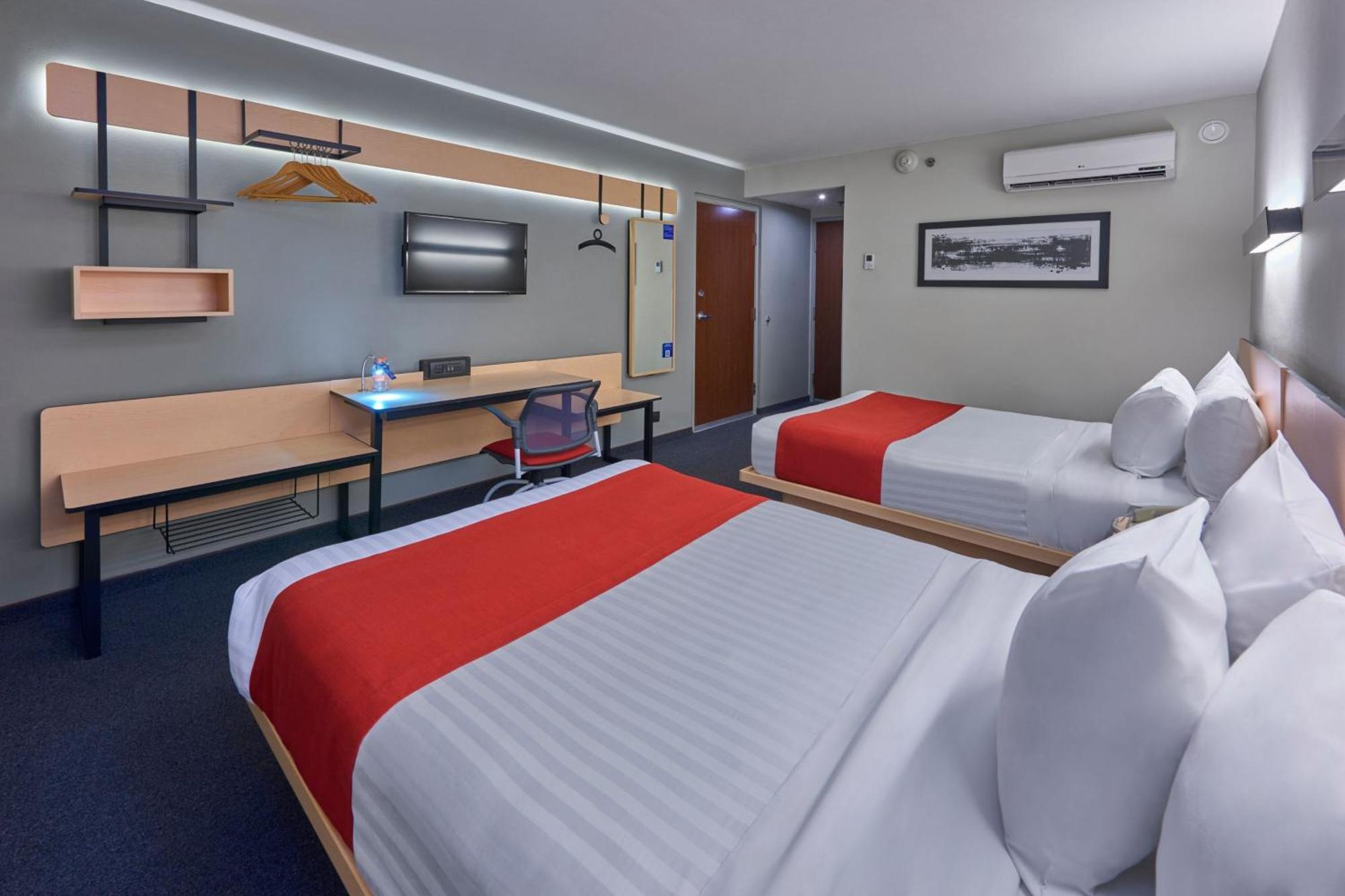 City Express By Marriott Irapuato Norte Экстерьер фото