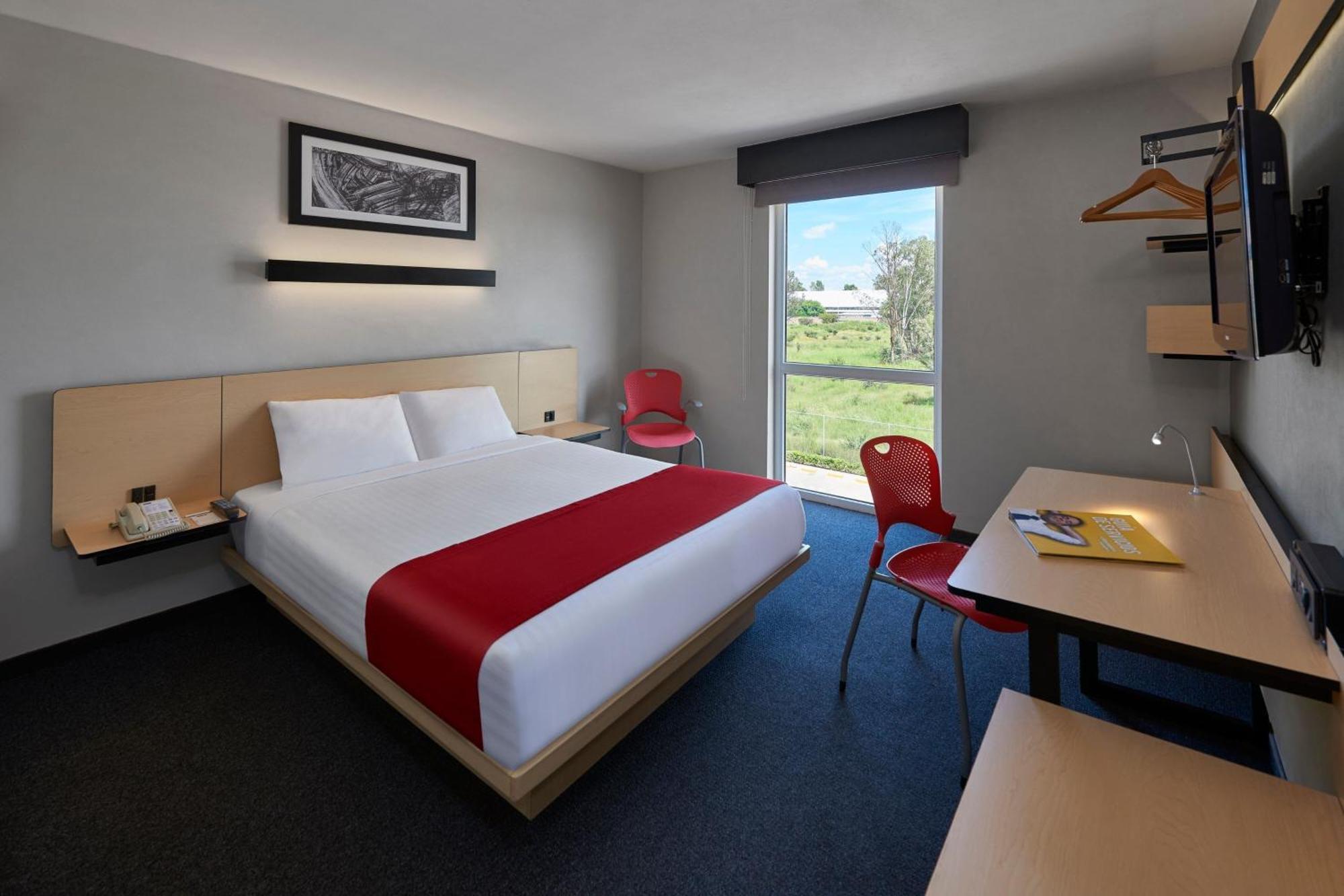 City Express By Marriott Irapuato Norte Экстерьер фото