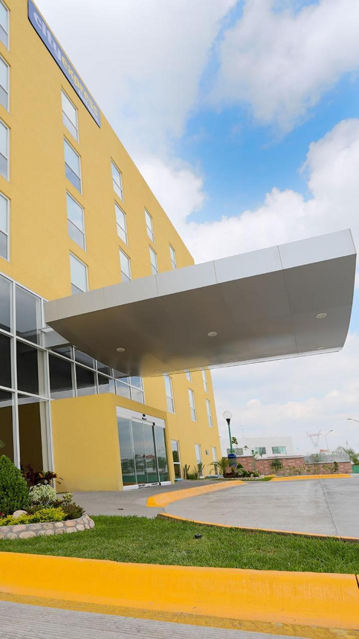 City Express By Marriott Irapuato Norte Экстерьер фото